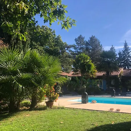 Tranquille Villa Brantôme